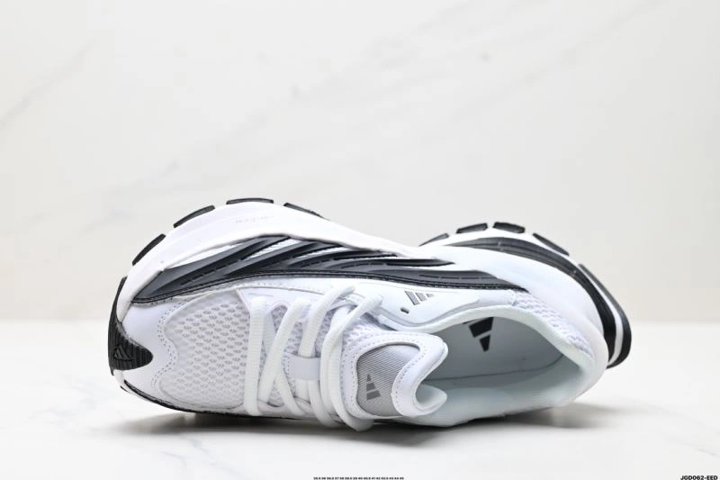 Adidas XLG Shoes WellDesigned 822