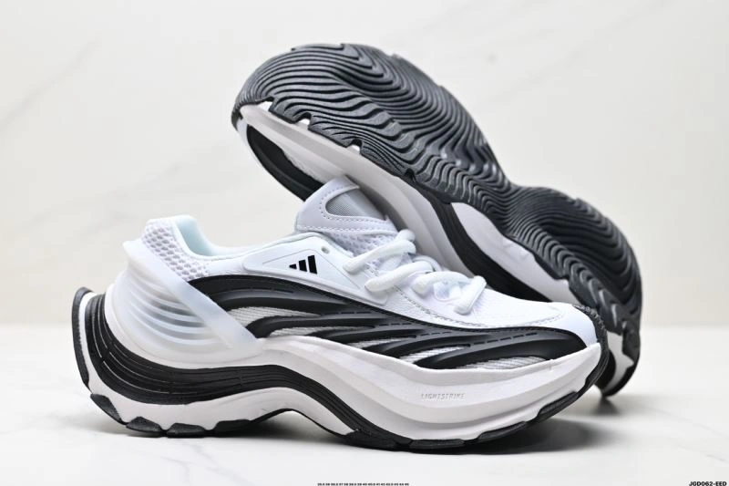 Adidas XLG Shoes WellDesigned 822