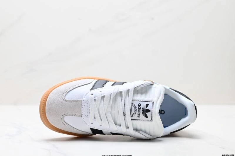 Lightweight Adidas XLG Shoes 25