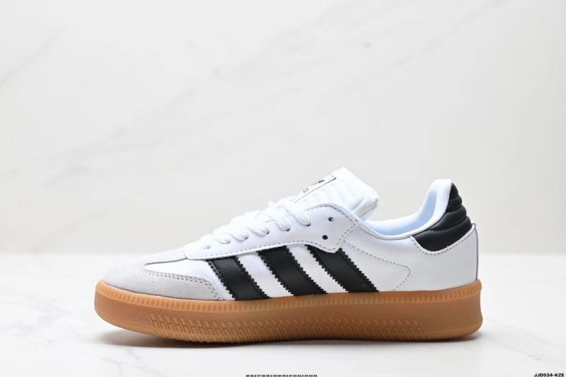 Lightweight Adidas XLG Shoes 25