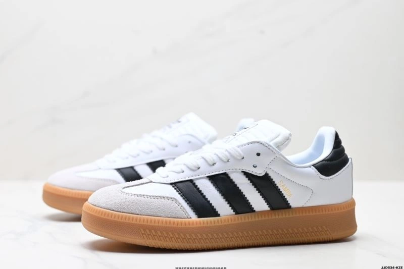 Lightweight Adidas XLG Shoes 25