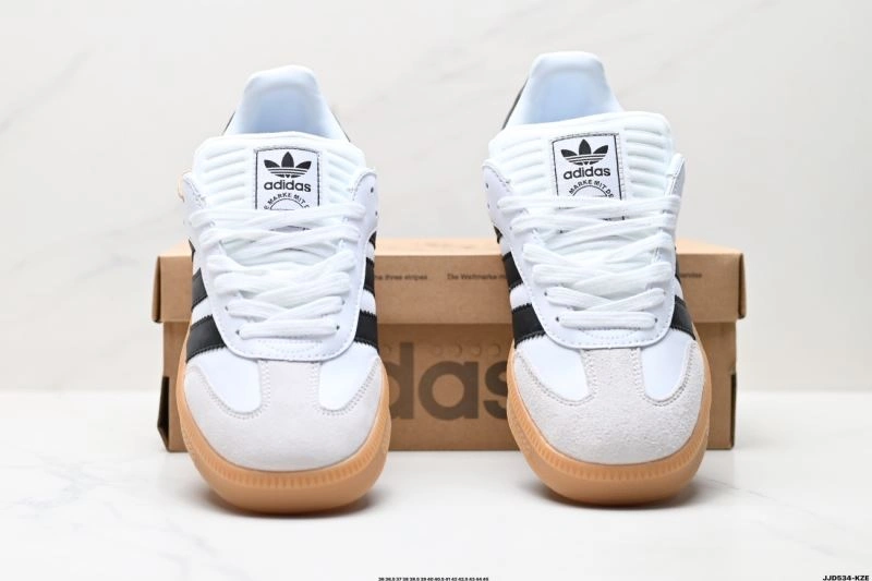Lightweight Adidas XLG Shoes 25