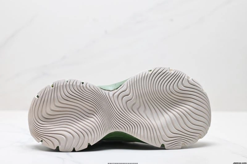 ModernLook Adidas XLG Shoes 10