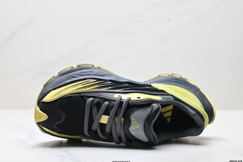 UrbanStyle Adidas XLG Shoes 14