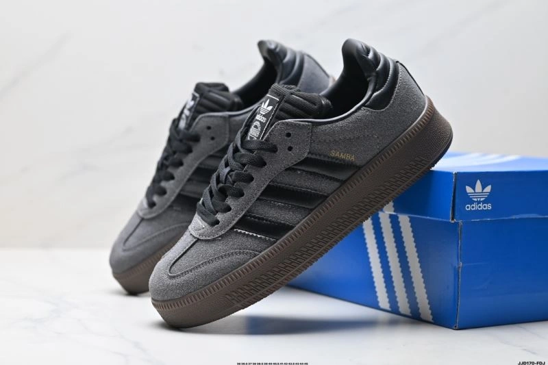 Youthful Adidas XLG Shoes 21