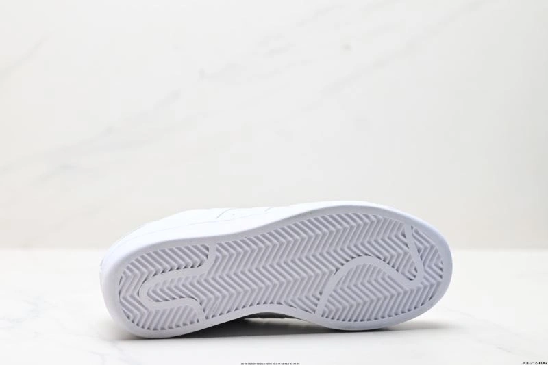 Unique Adidas XLG Shoes 8