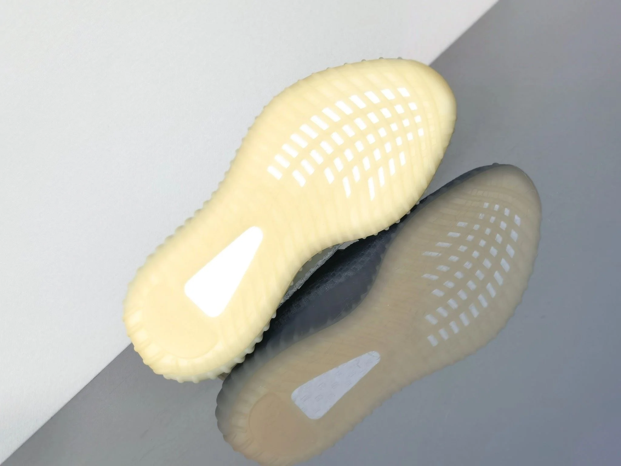 Comfortable Adidas Yeezy 350 Shoes 16339