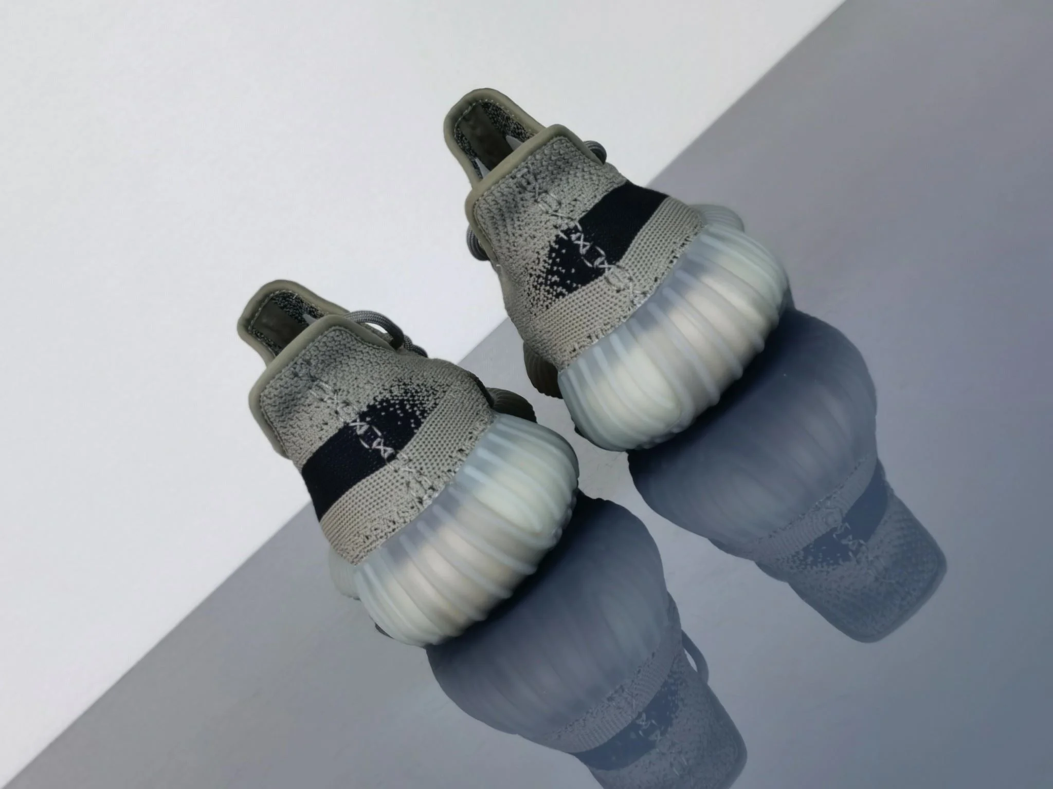Flexible Adidas Yeezy 350 Shoes 16238
