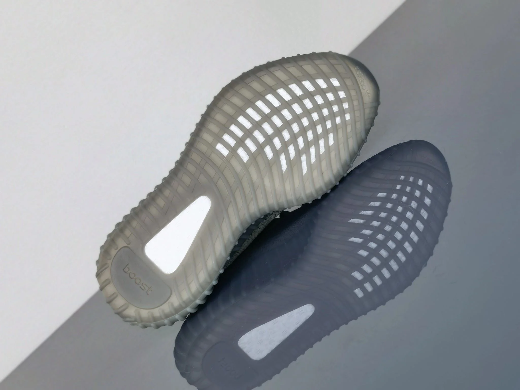 Flexible Adidas Yeezy 350 Shoes 16238