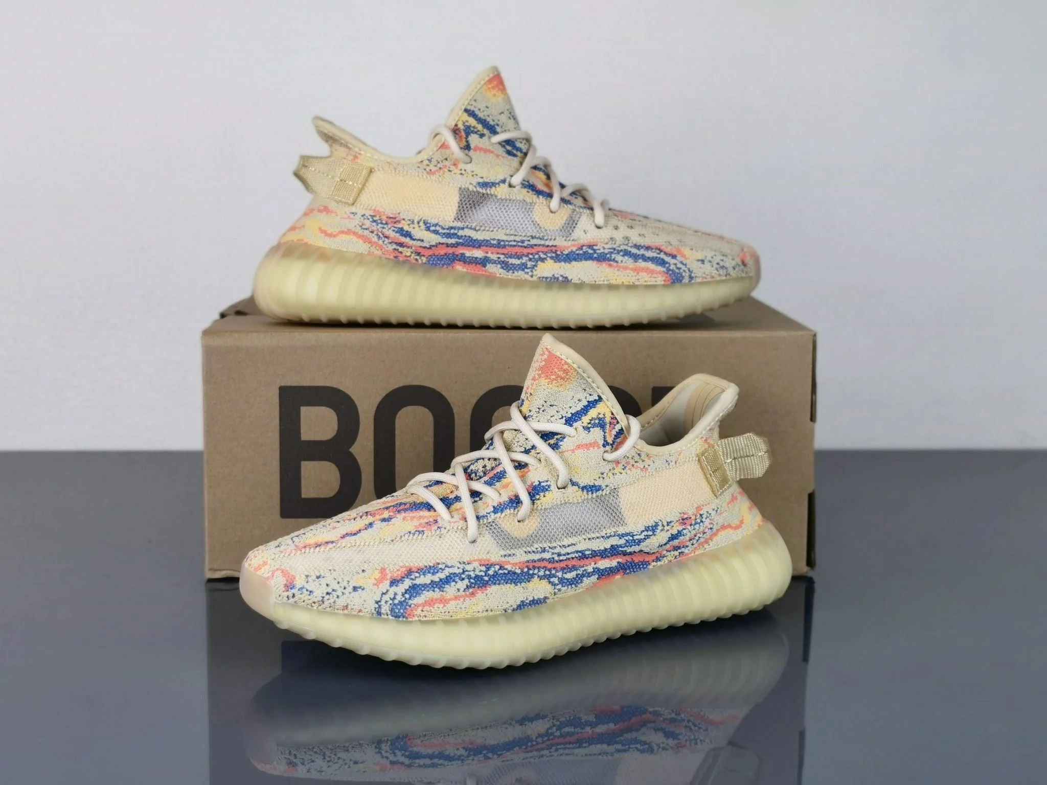 Stretchable Adidas Yeezy 350 Shoes 16237