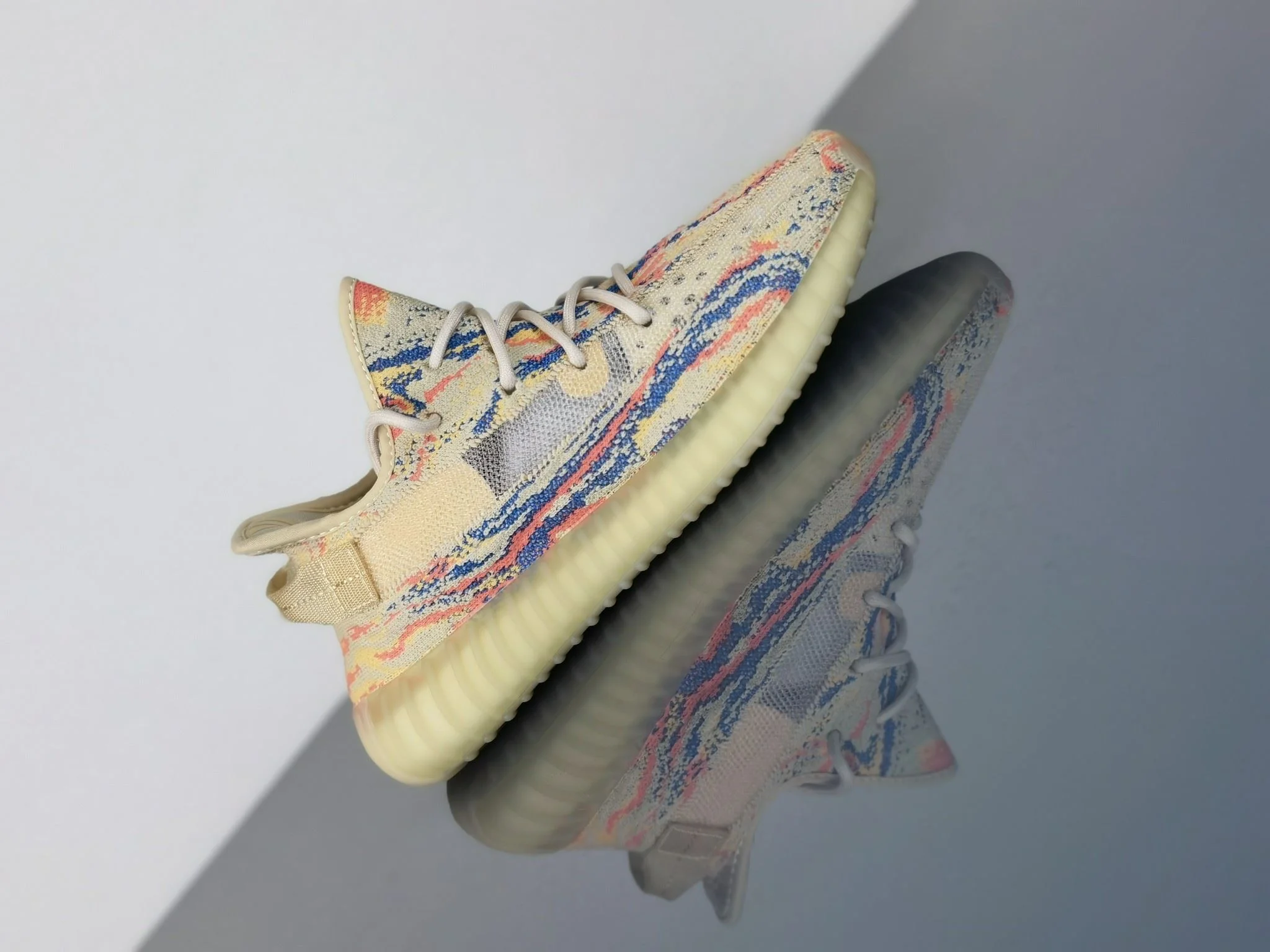 Stretchable Adidas Yeezy 350 Shoes 16237