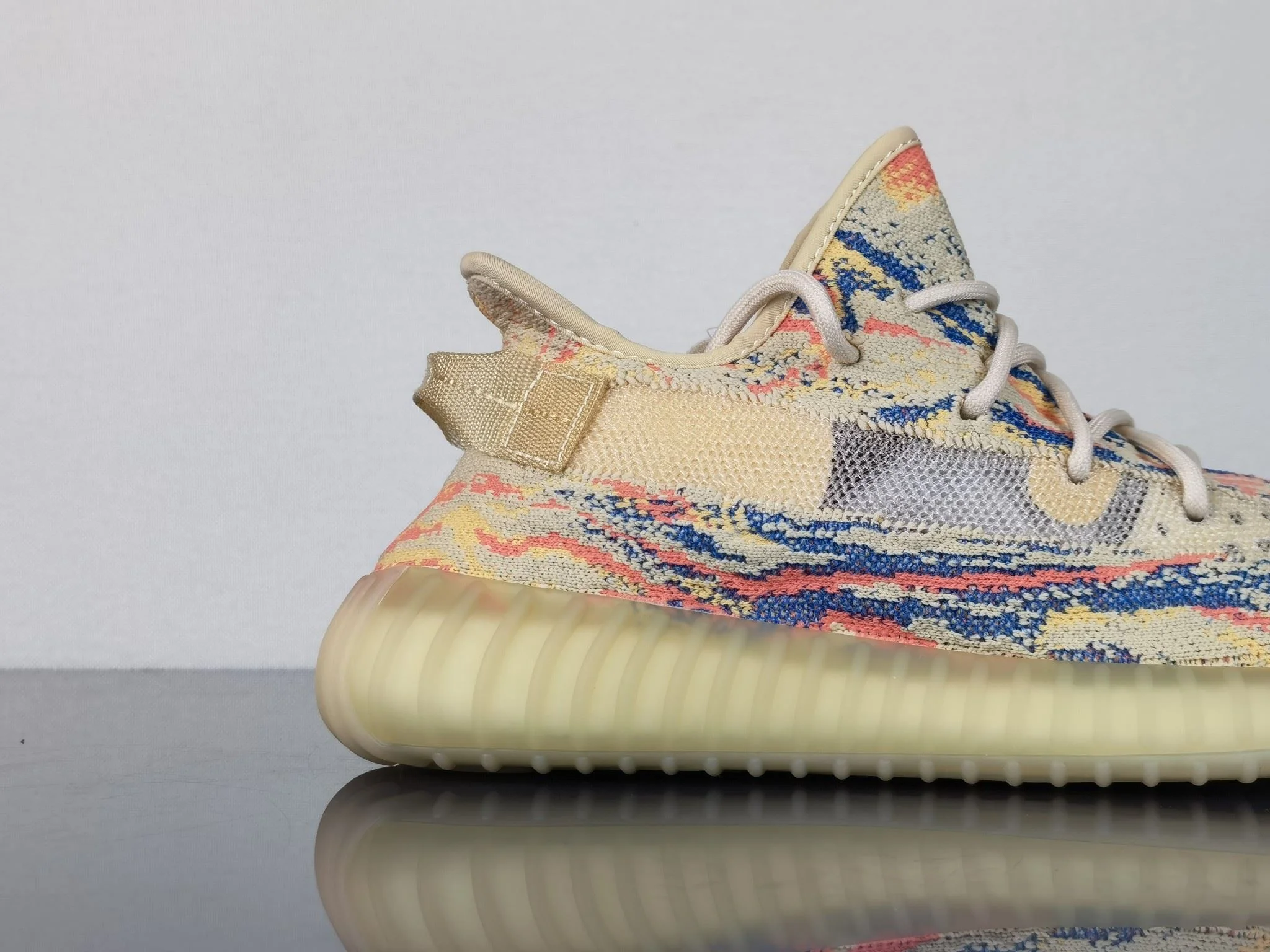 Stretchable Adidas Yeezy 350 Shoes 16237