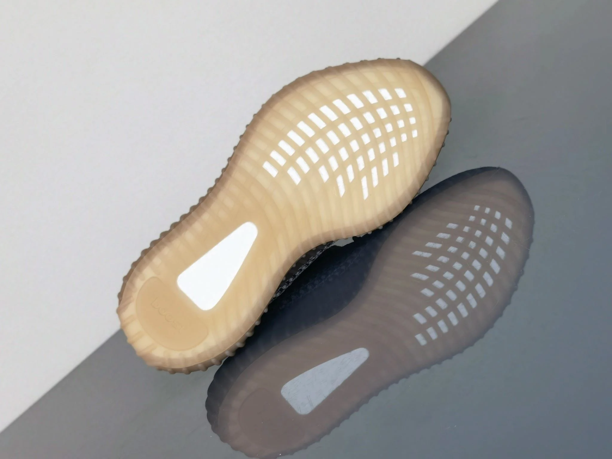 Stretchable Adidas Yeezy 350 Shoes 16239