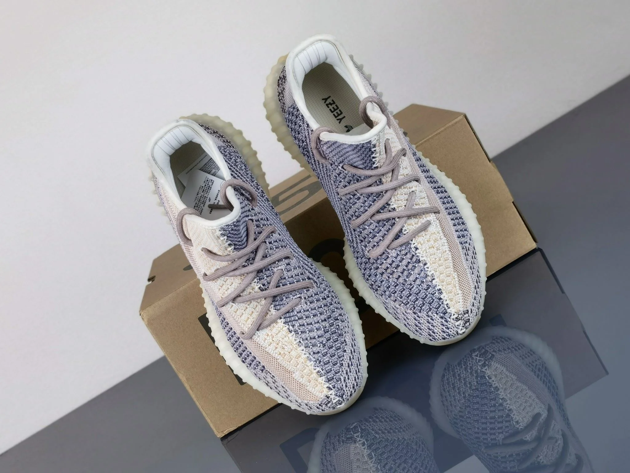 Stretchable Adidas Yeezy 350 Shoes 16244