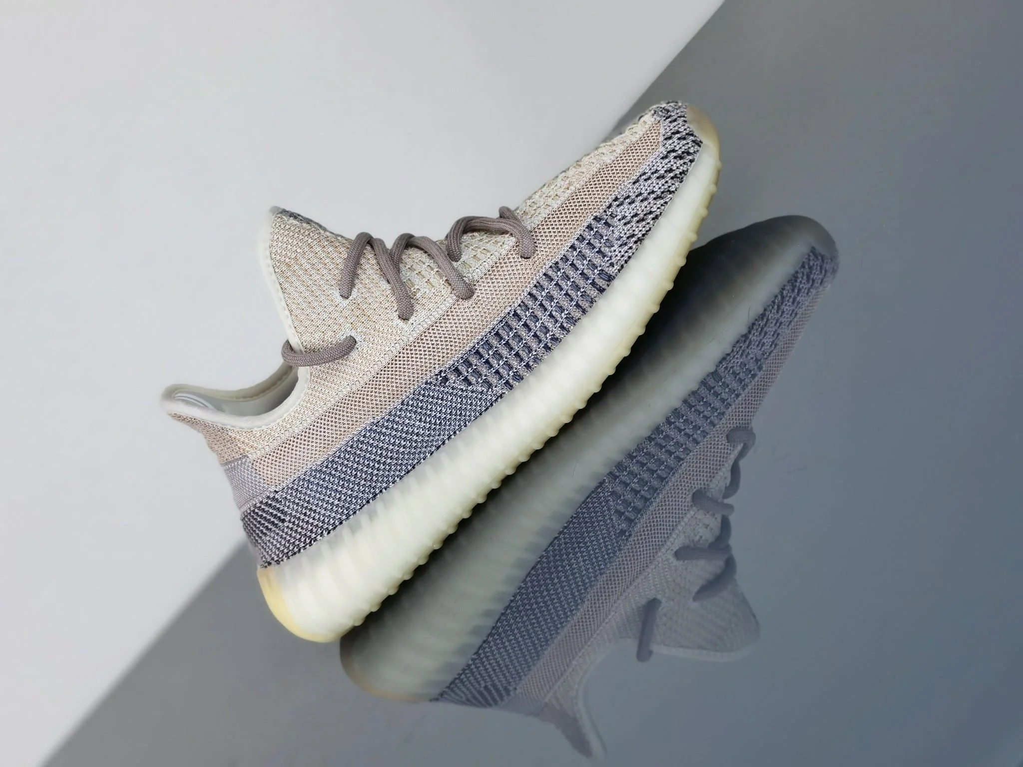 Stretchable Adidas Yeezy 350 Shoes 16244