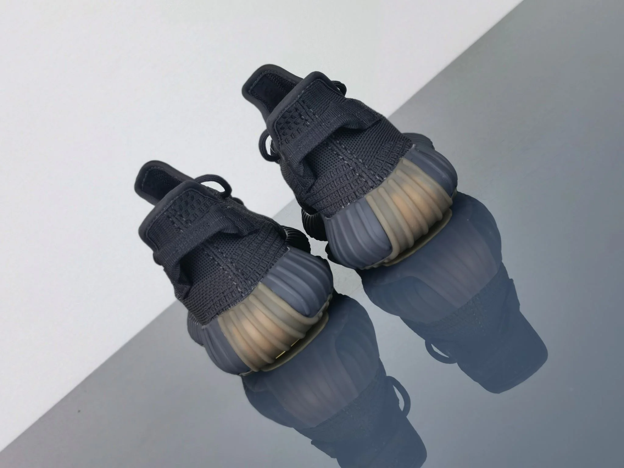 Elegant Adidas Yeezy 350 Shoes 16215