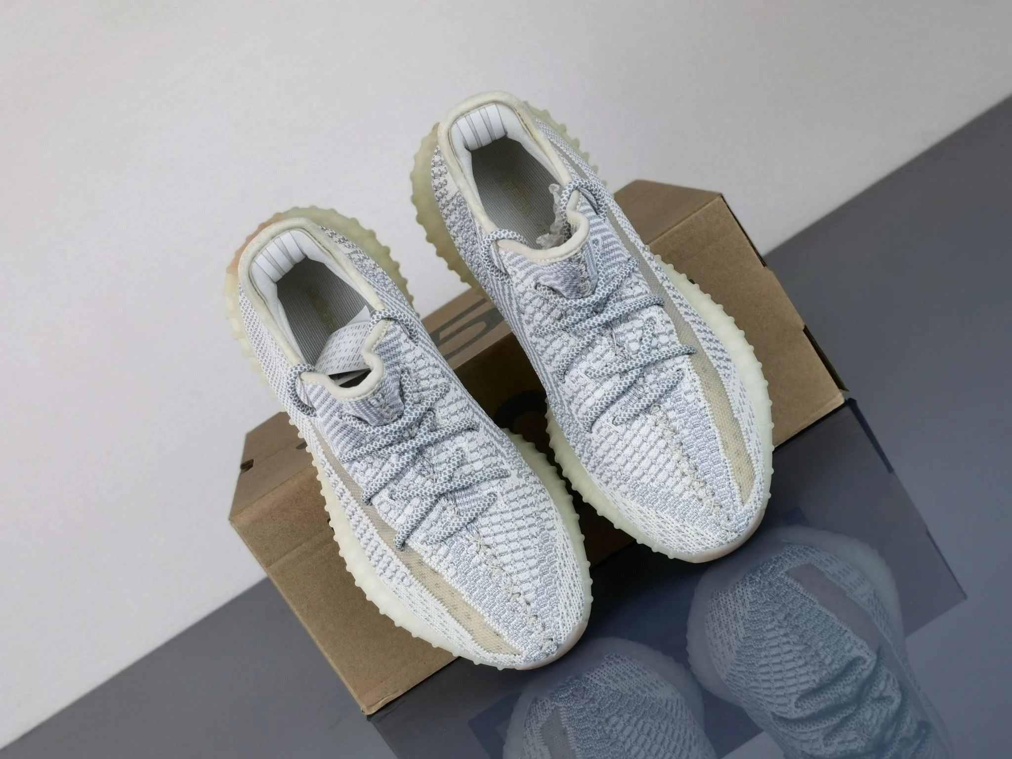 Stylish Adidas Yeezy 350 Shoes 16247