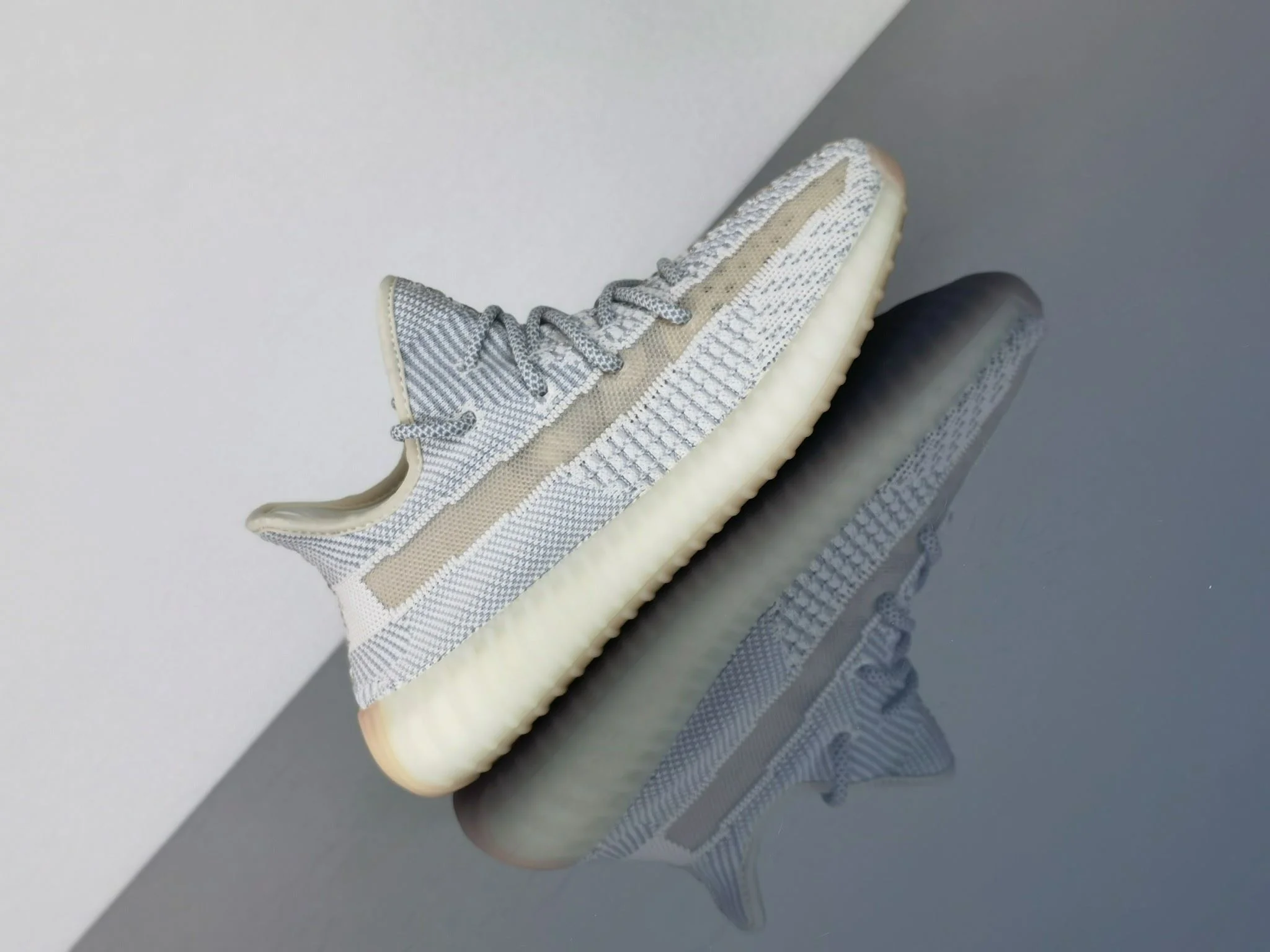 Stylish Adidas Yeezy 350 Shoes 16247