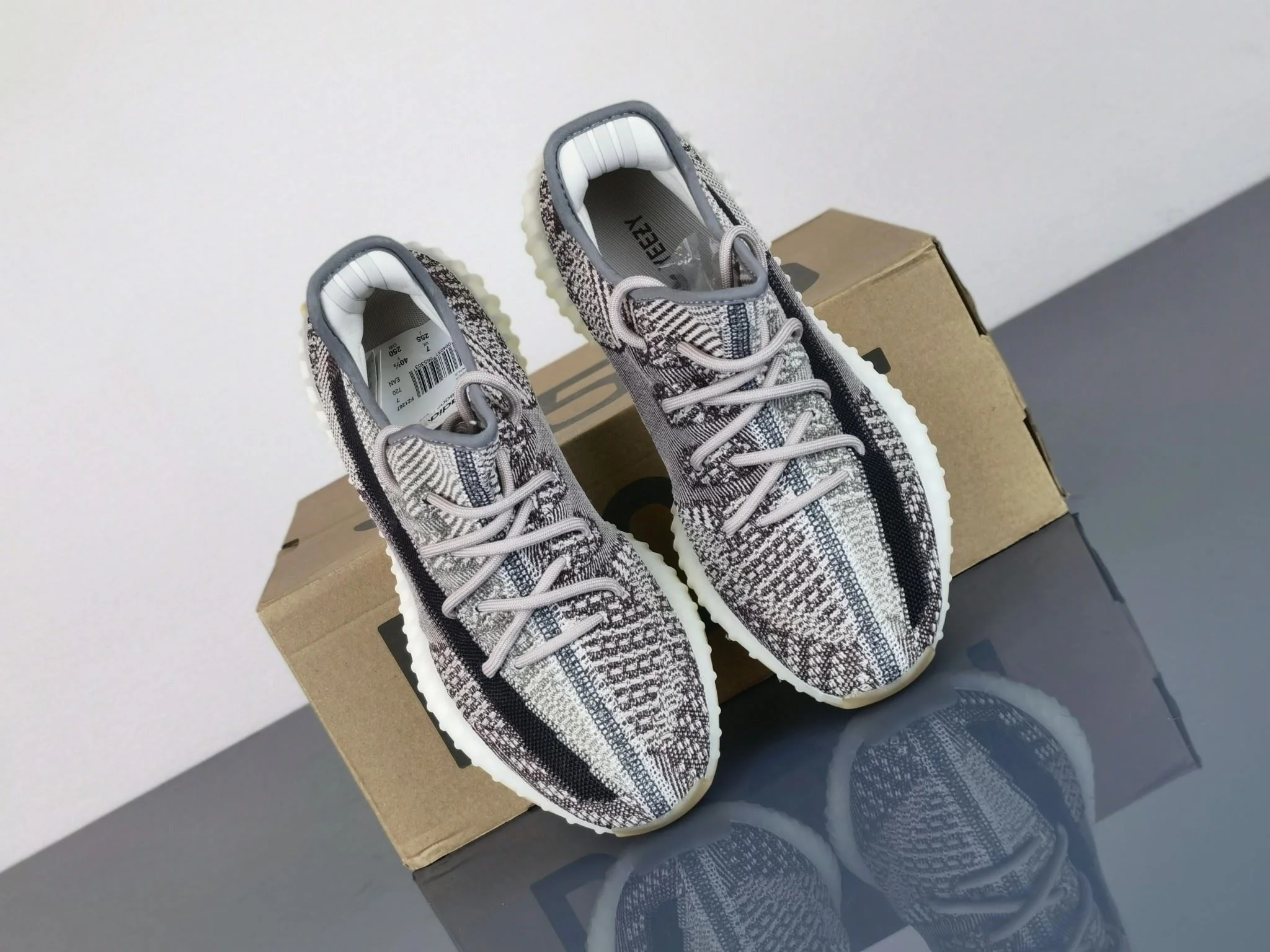 ZipUp Adidas Yeezy 350 Shoes 16226