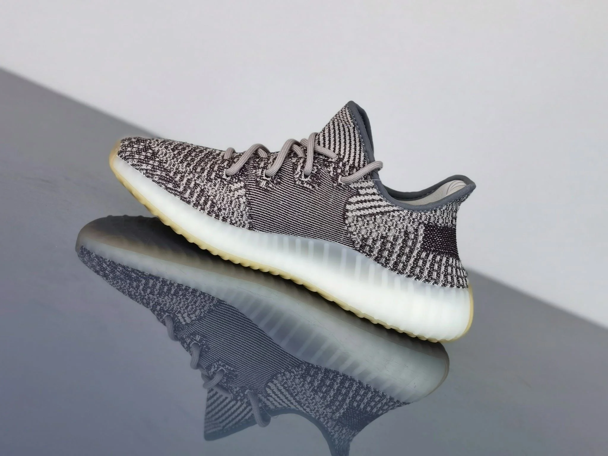ZipUp Adidas Yeezy 350 Shoes 16226