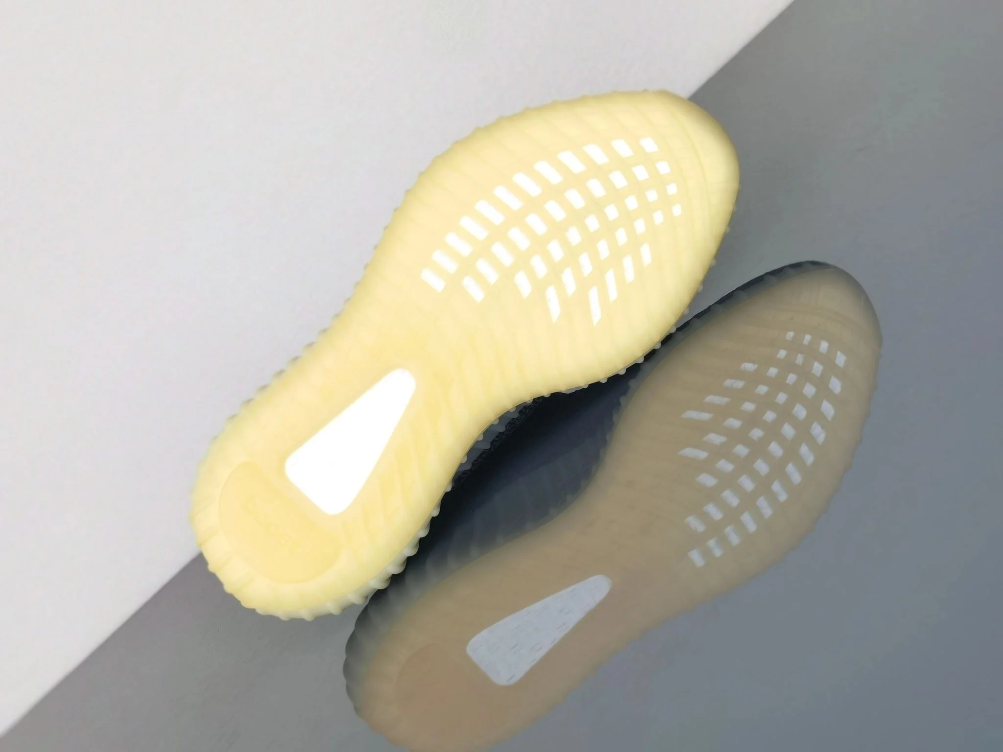 Supportive Adidas Yeezy 350 Shoes 16202