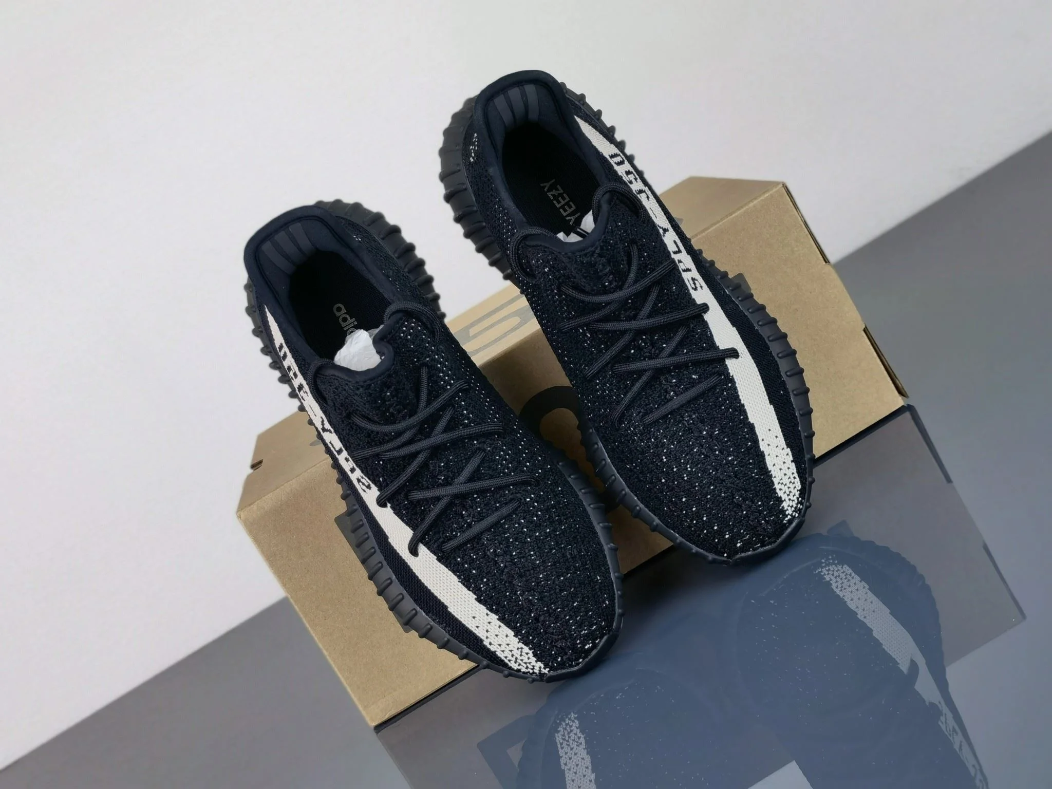 Refined Adidas Yeezy 350 Shoes 16199