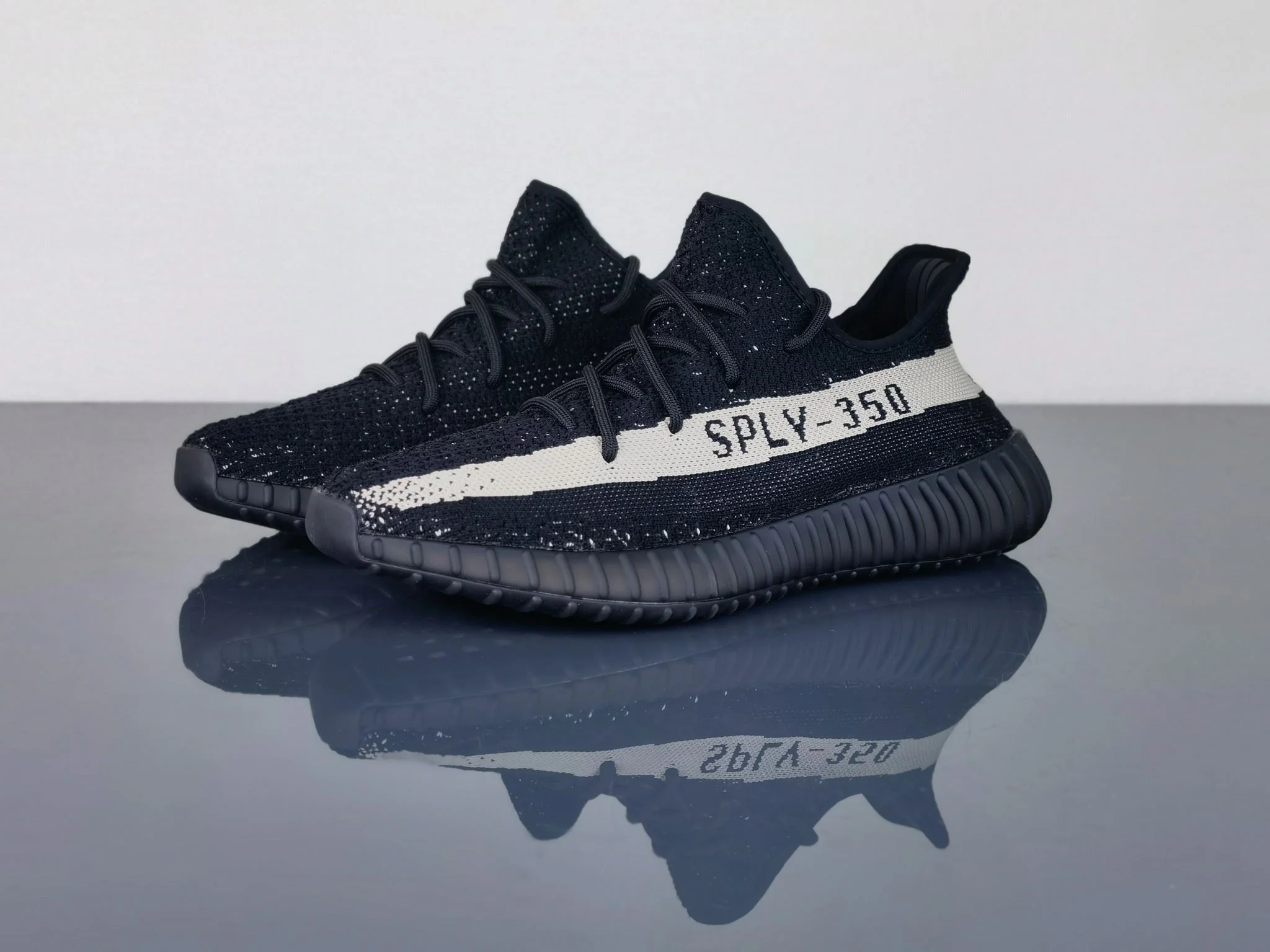 Refined Adidas Yeezy 350 Shoes 16199