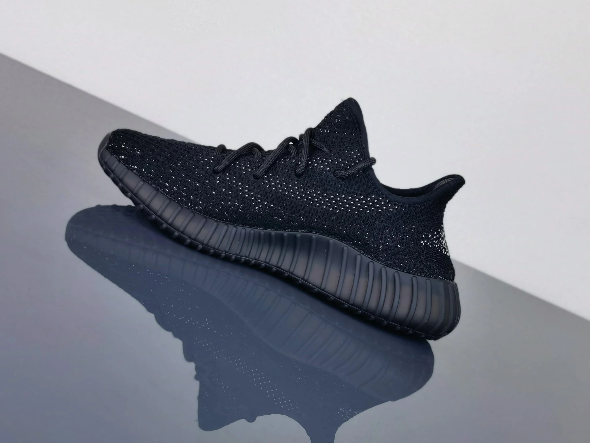 Refined Adidas Yeezy 350 Shoes 16199