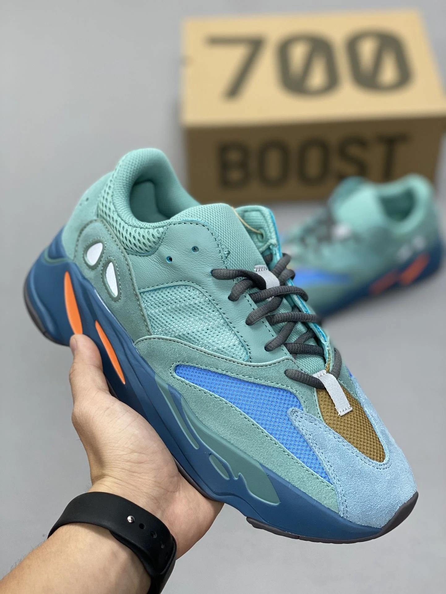 Stretchable Adidas Yeezy 700 Shoes 16245