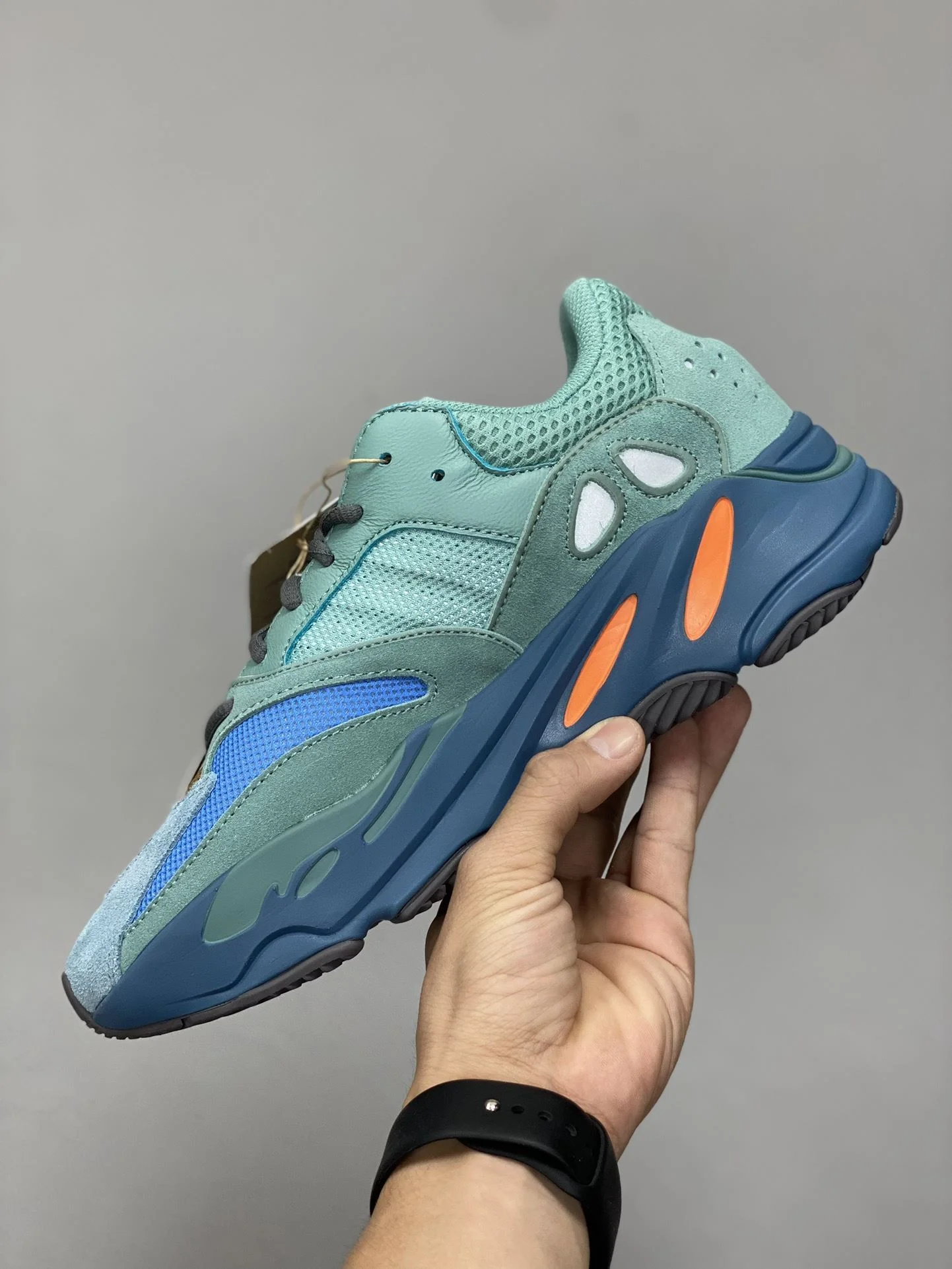 Stretchable Adidas Yeezy 700 Shoes 16245