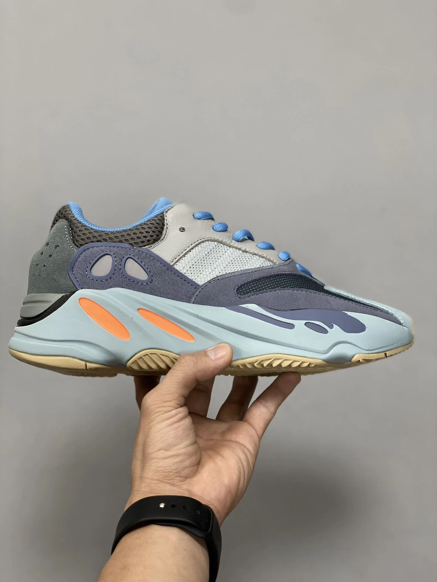 Chic Adidas Yeezy 700 Shoes 16171