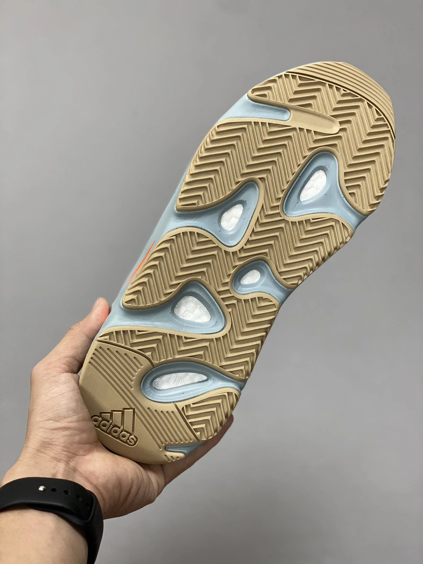 Chic Adidas Yeezy 700 Shoes 16171