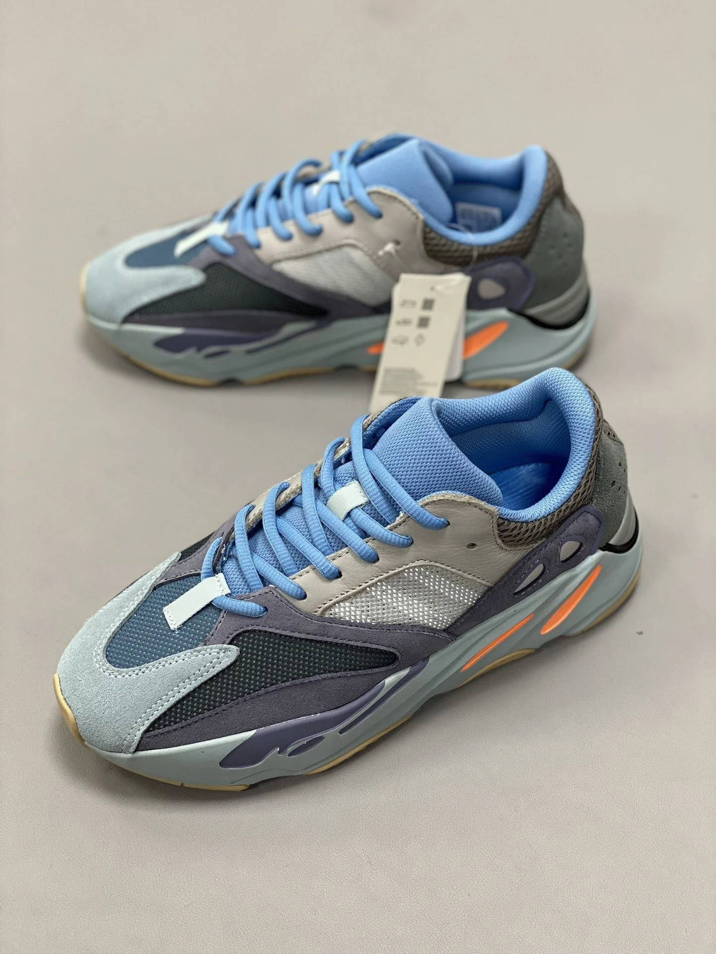 Chic Adidas Yeezy 700 Shoes 16171