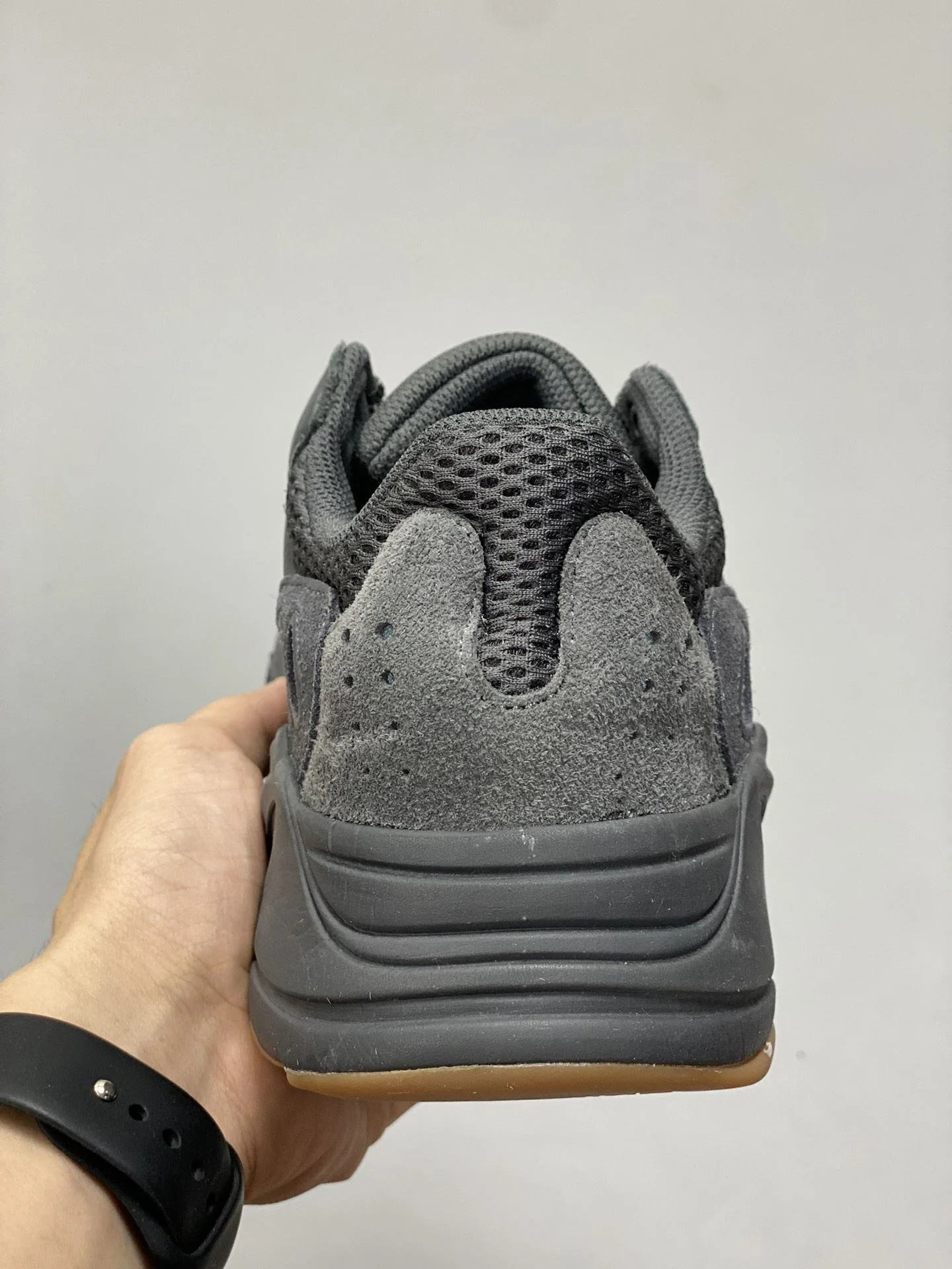 WaterResistant Adidas Yeezy 700 Shoes 16216