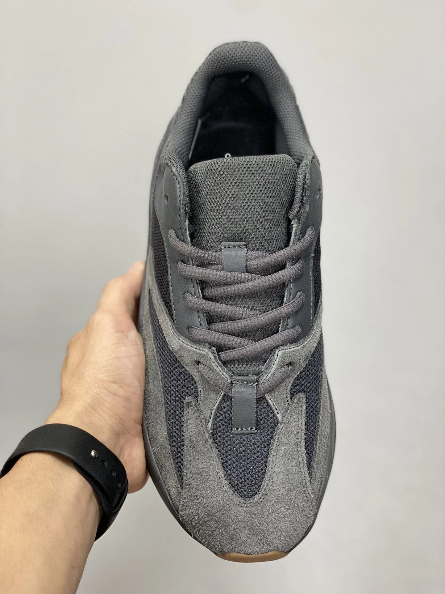 WaterResistant Adidas Yeezy 700 Shoes 16216