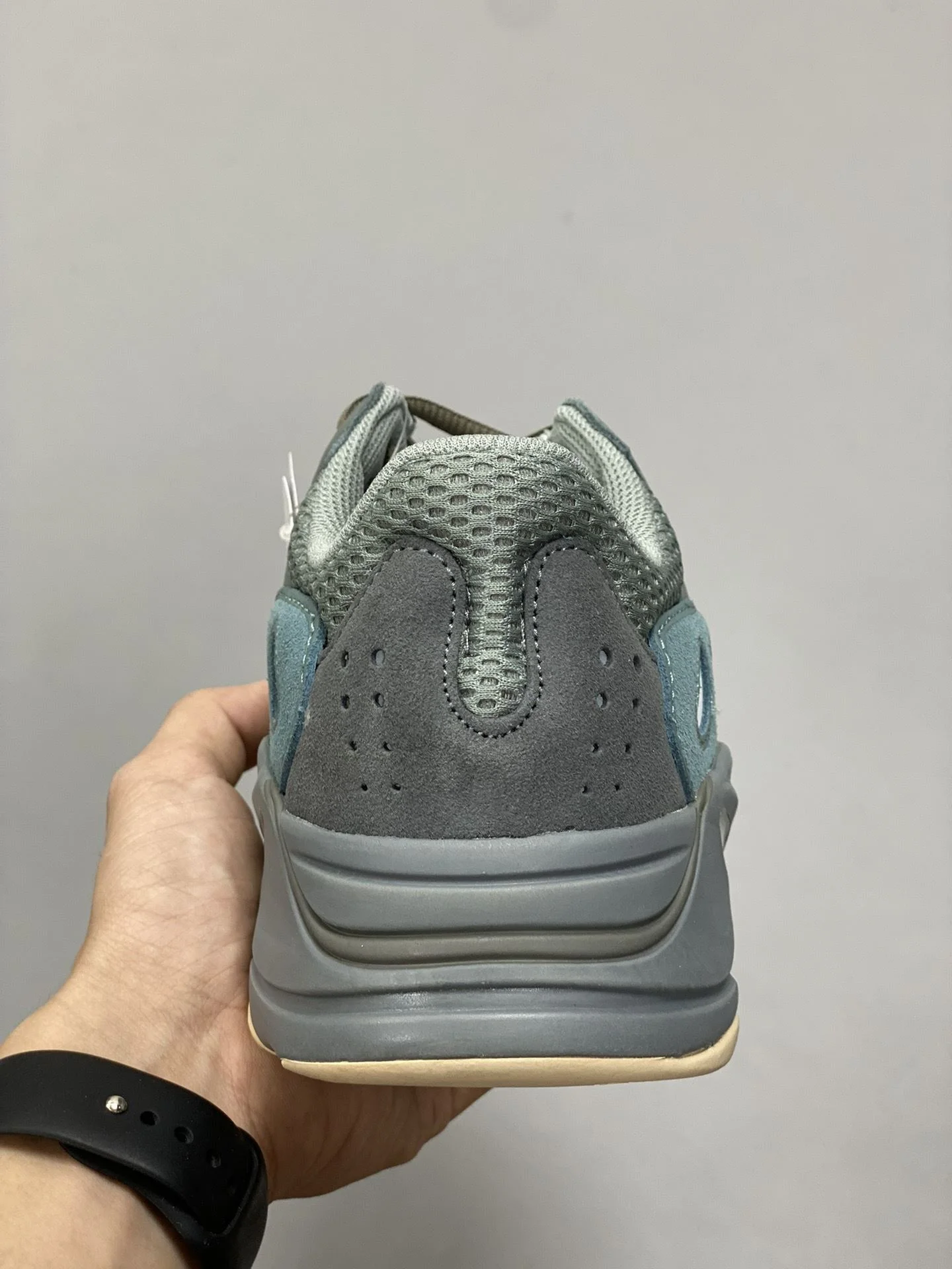 Adidas Yeezy 700 Shoes Snug 16177