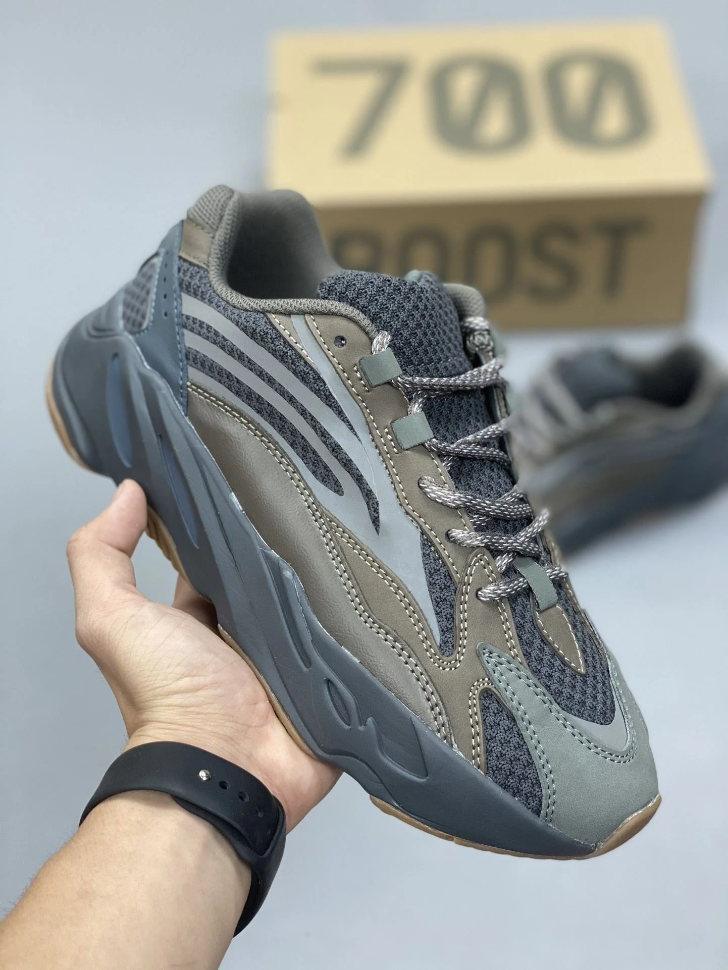 WrinkleFree Adidas Yeezy 700 Shoes 16175