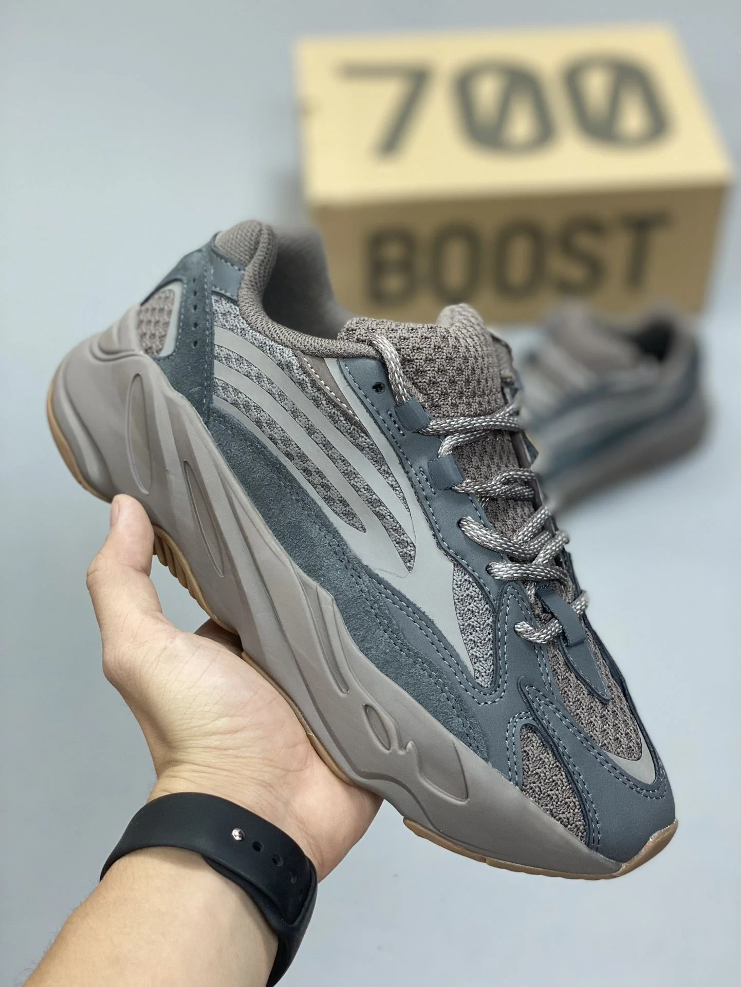 Adidas Yeezy 700 Shoes Durable 16174