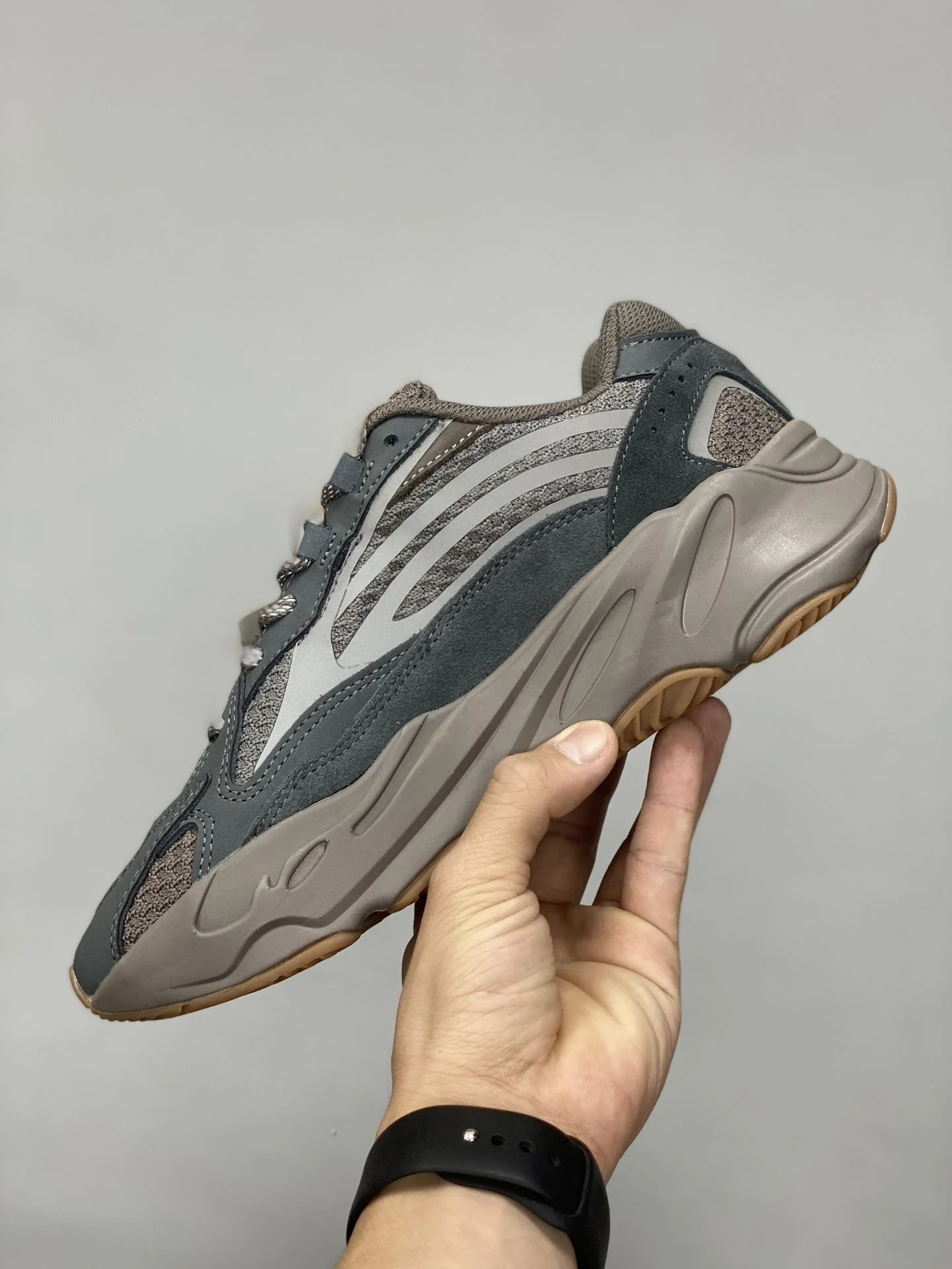 Adidas Yeezy 700 Shoes Durable 16174