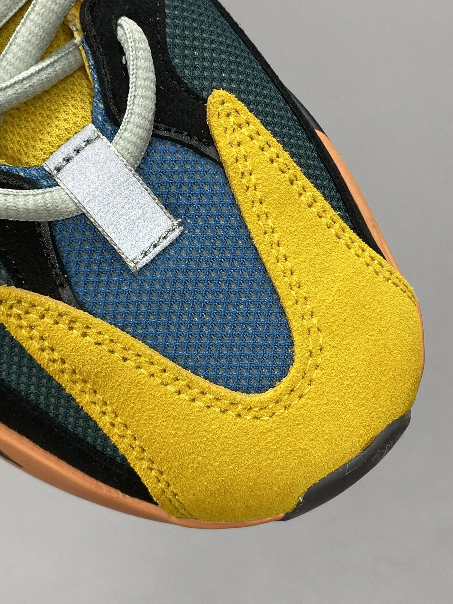 OnTrend Adidas Yeezy 700 Shoes 16206
