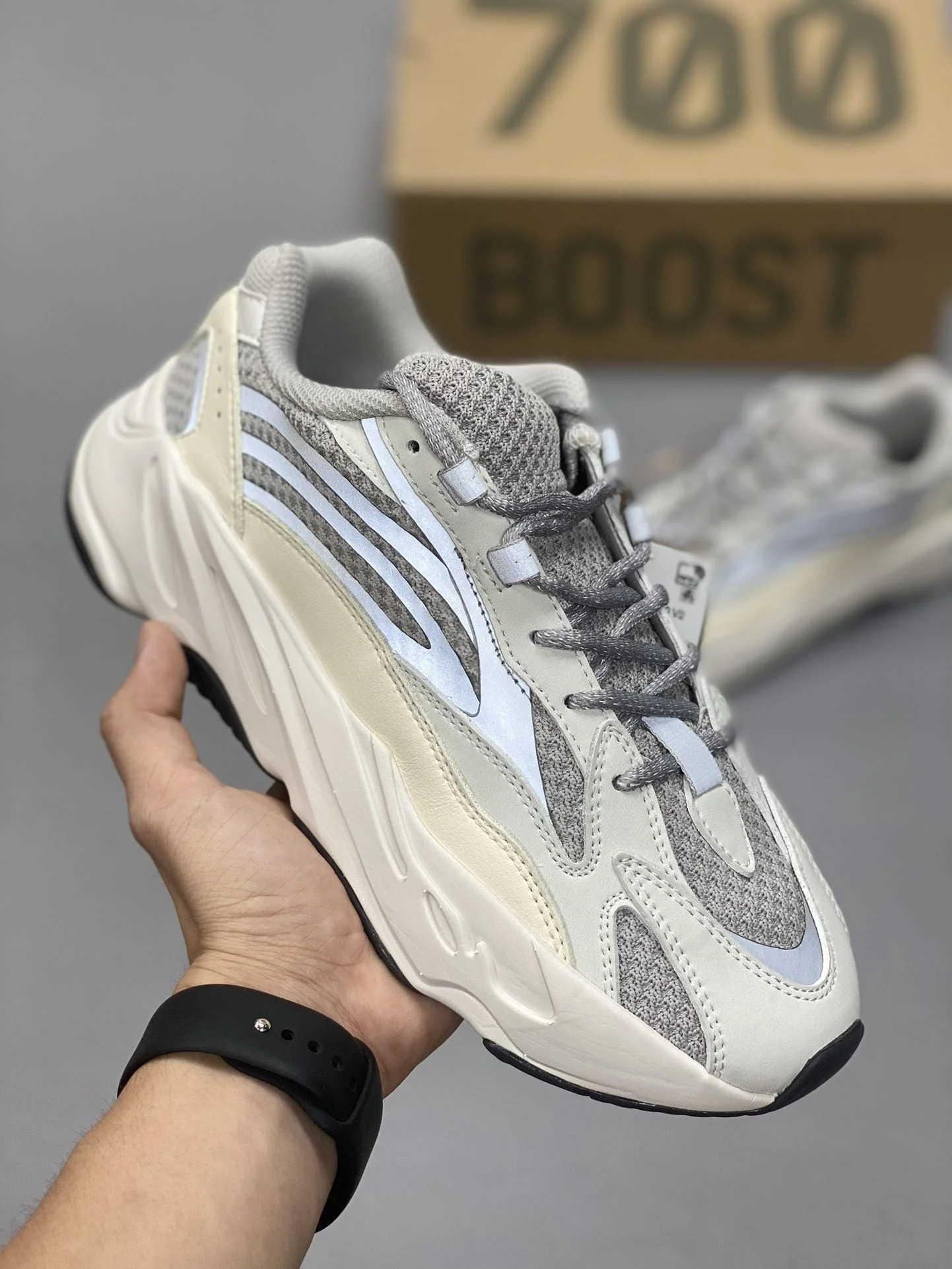 Adidas Yeezy 700 Shoes Elegant 16179