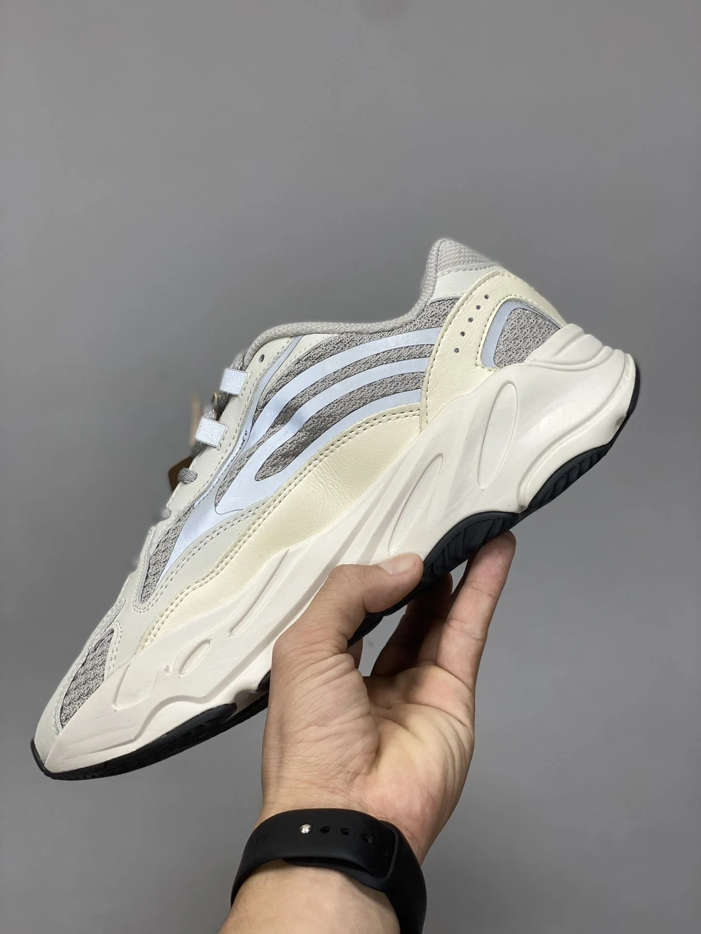 Adidas Yeezy 700 Shoes Elegant 16179