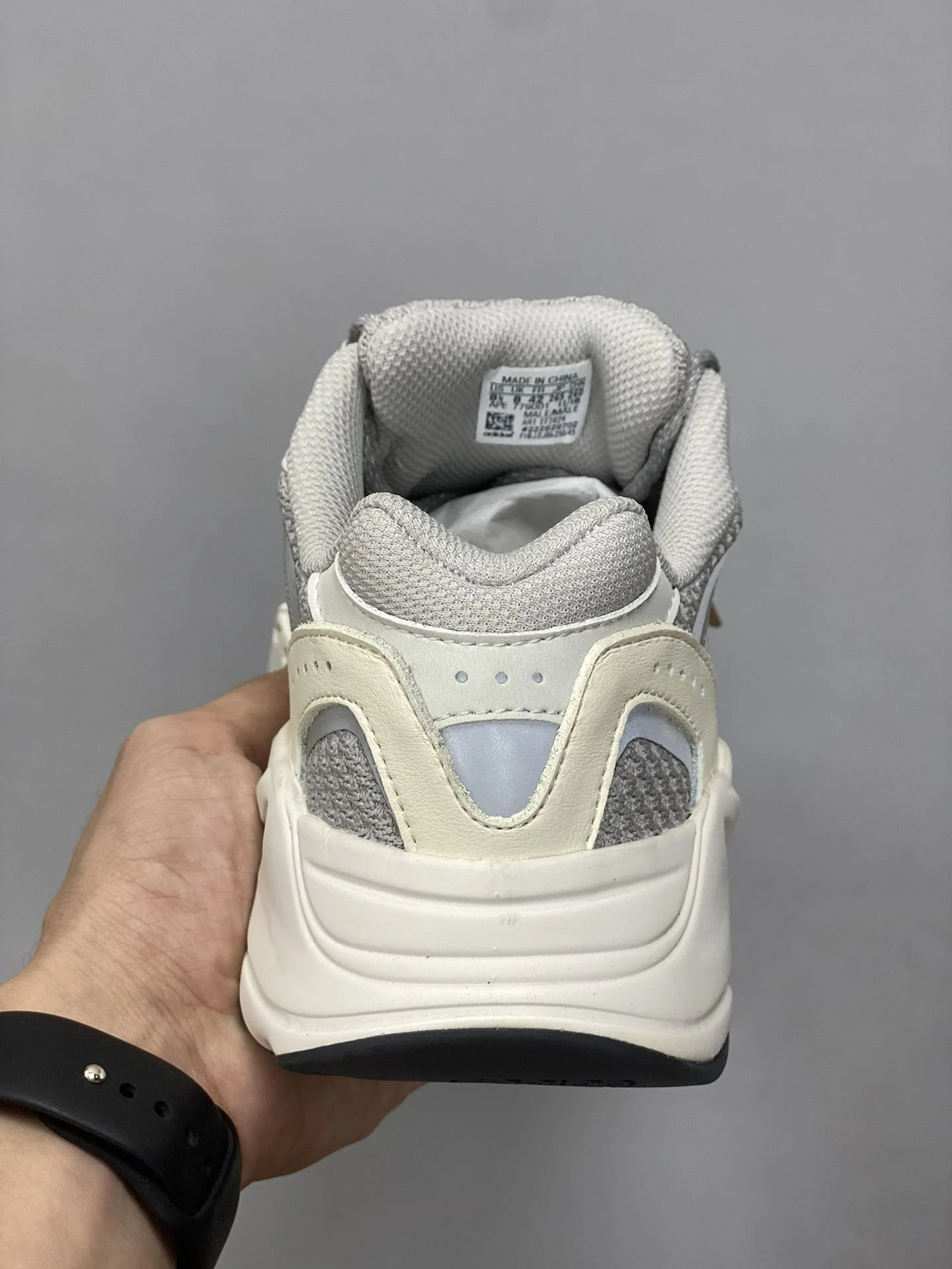 Adidas Yeezy 700 Shoes Elegant 16179