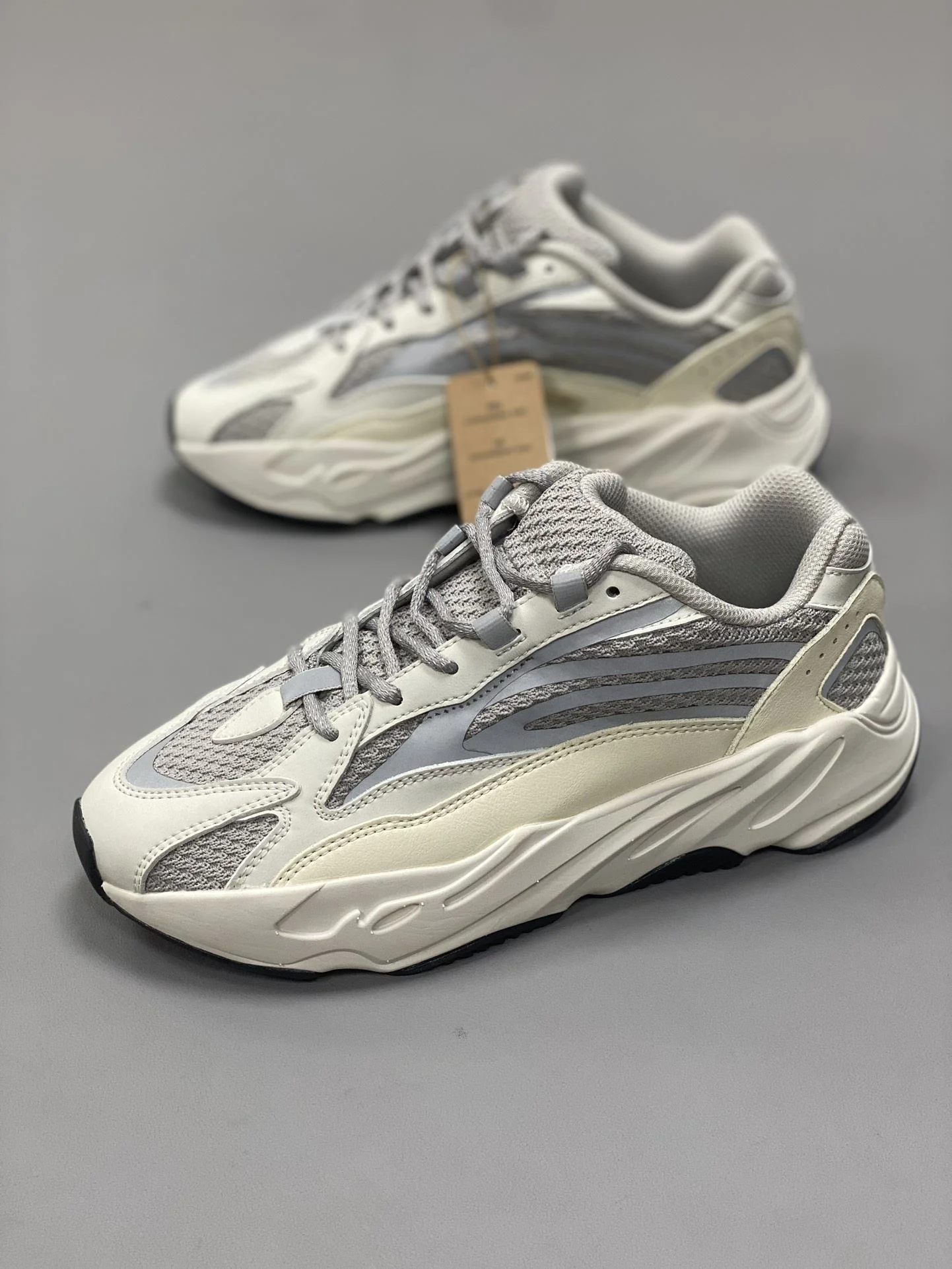 Adidas Yeezy 700 Shoes Elegant 16179