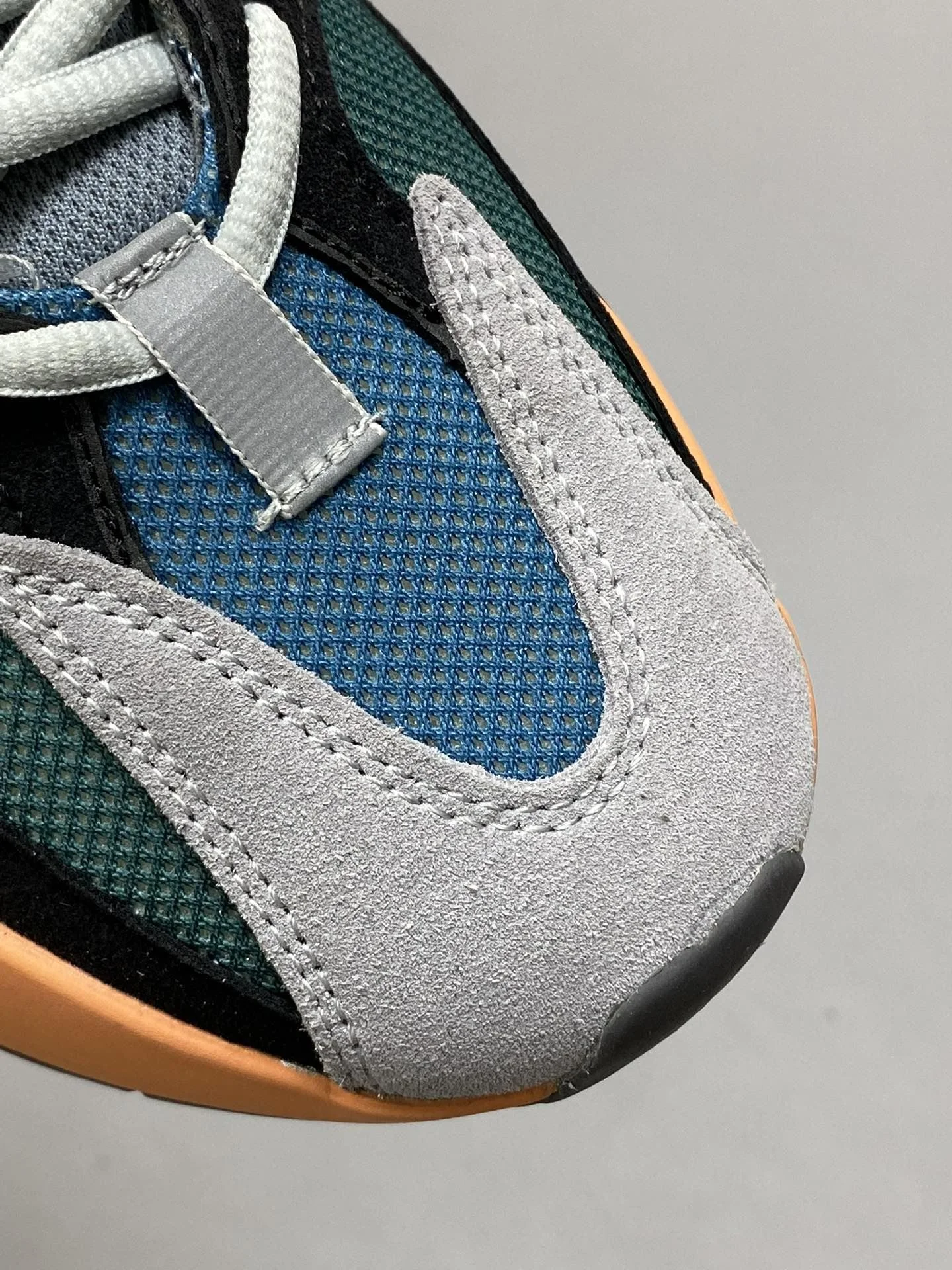 Lightweight Adidas Yeezy 700 Shoes 16154