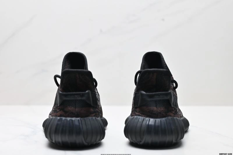 Lightweight Adidas Yeezy Shoes 811