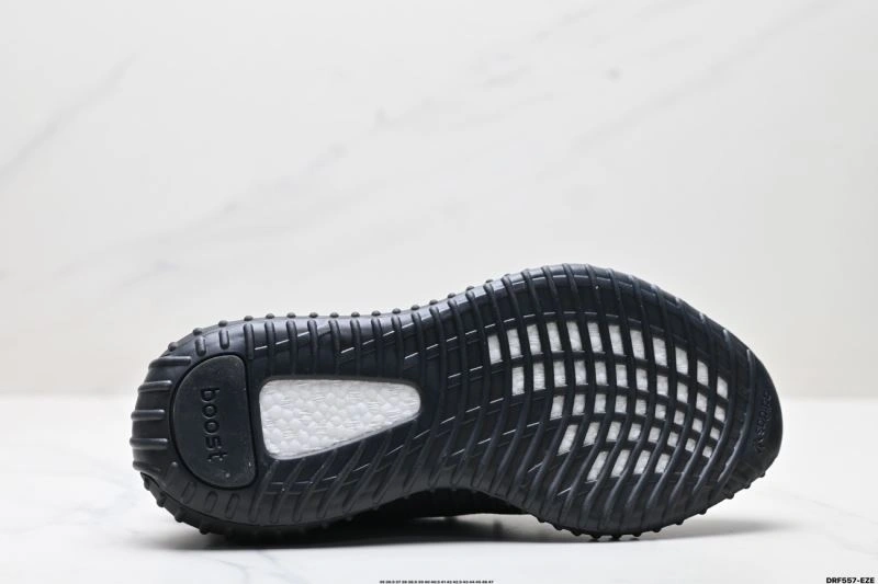 Lightweight Adidas Yeezy Shoes 811
