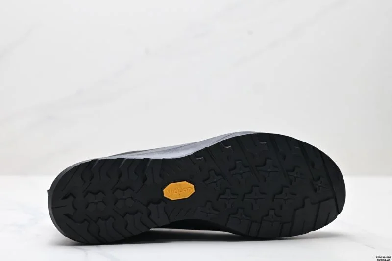 Refined Akc Teryx Shoes 3818