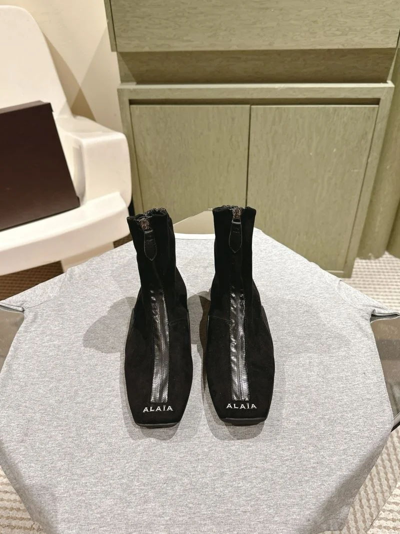 Alaia Boots Vibrant 13250