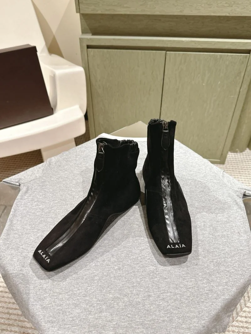 Alaia Boots Vibrant 13250
